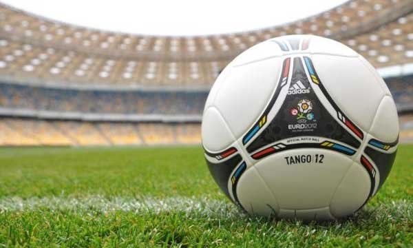 adidas la pelota Tango 12 para la Eurocopa 2012 - de Gol