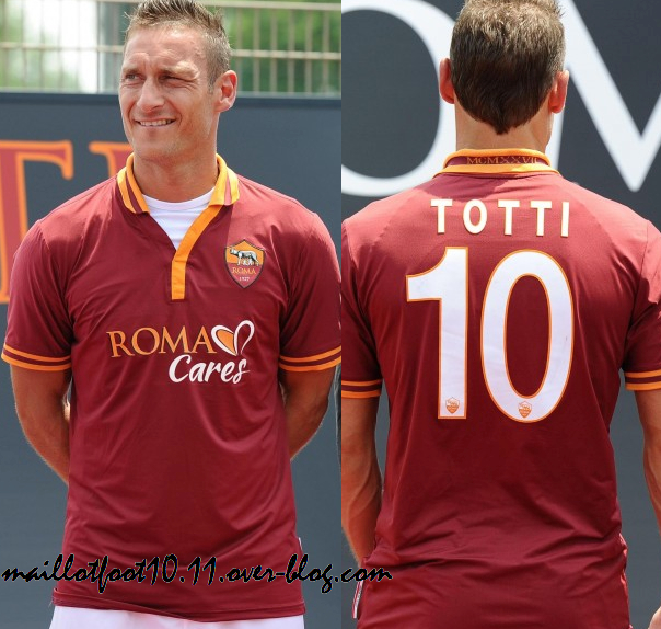 Camiseta-Roma-sin-marca-2013-14-01