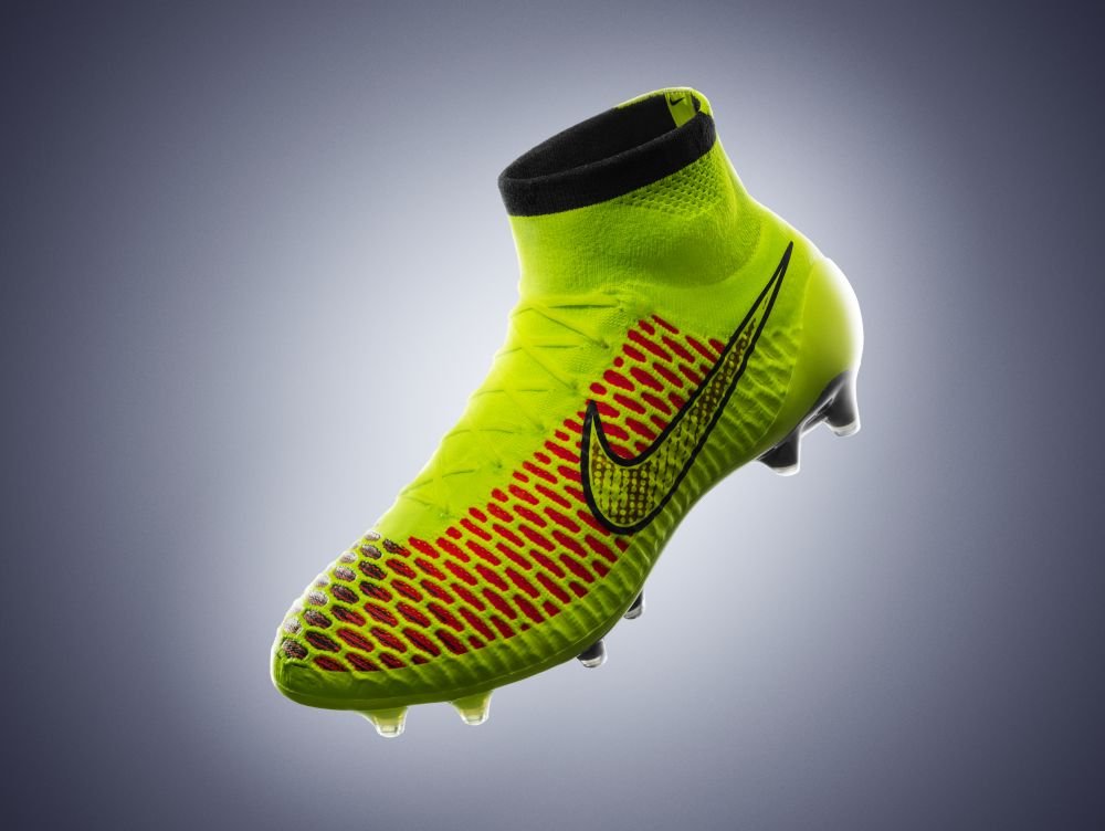 Trágico Querer plato Nike lanza sus revolucionarios botines Magista - Marca de Gol