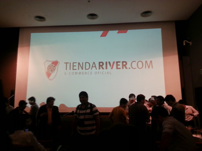 Tienda River presentacion octubre 2014 01