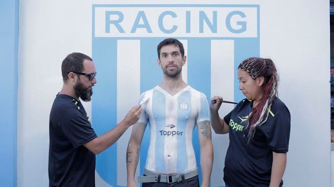 Racing Topper Camiseta en la Piel diciembre 2014 01