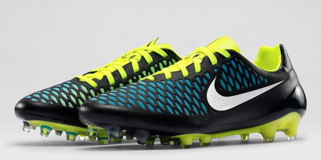 Black-Blue-Volt-Nike-Magista-Opus-2015-Boot (1)