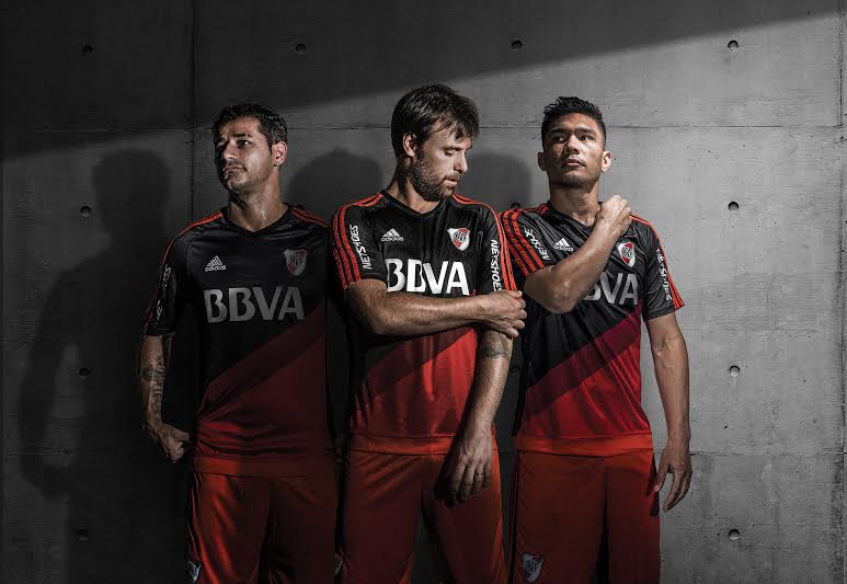 Camiseta River Plate alternativa adidas 2015-16 01