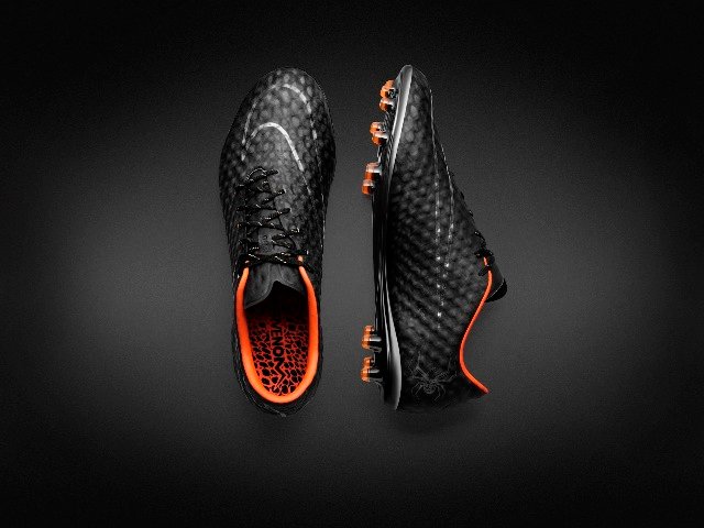 Nike Hypervenom Transform - 1