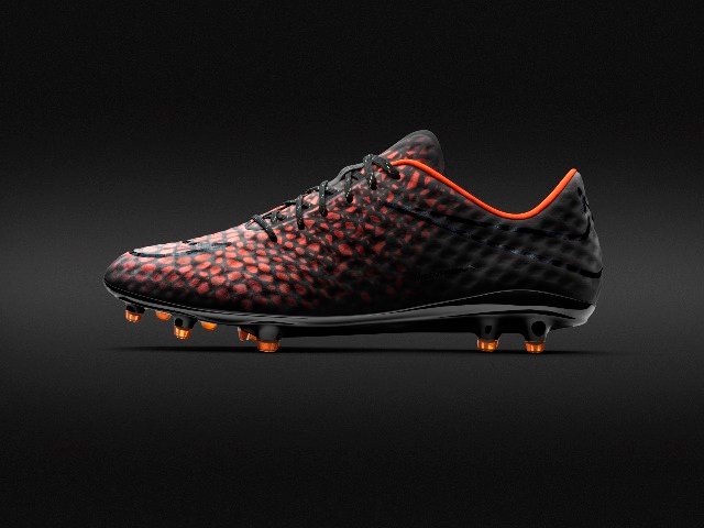 Ultima edicion de los Nike Hypervenom Phantom Marca de Gol